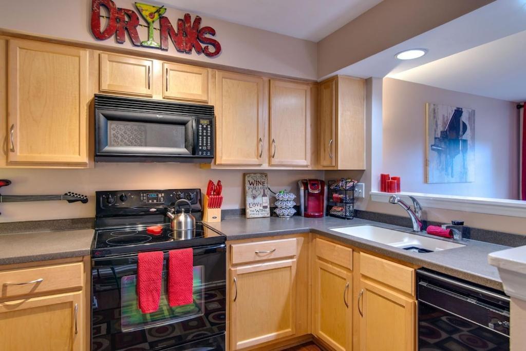 Heart Of Downtown/Walk To Broadway & The Action/Bars/Music Venues/Honky Tonks! Apartment Nashville Exterior photo